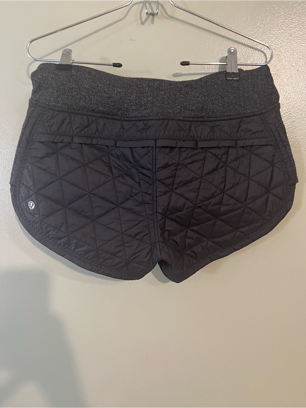 lululemon athletica Quilted Black Athletic Shorts Lounge Running 6
